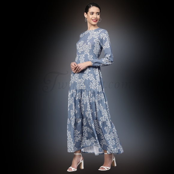 Periwinkle: Floral Blue Pleated Dress - Picture 3 of 3